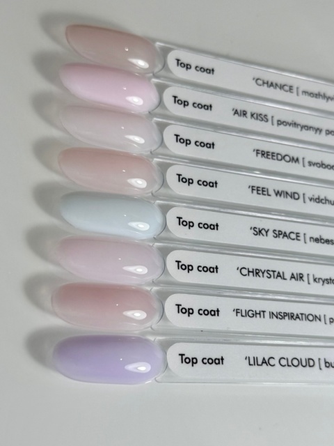 DA'23 COVER TOP ‘SKY SPACE, 8 ml – półprzezroczysty top hybrydowy no wipe (chłodny mleczny błękit)