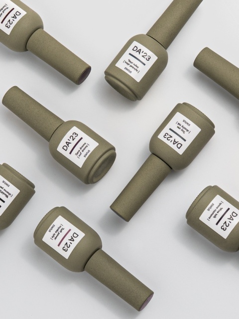 DA'23 GEL POLISH ‘SAY YES, 8 ml – lakier hybrydowy (zielony z nutą szarości)