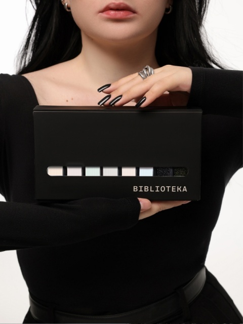 BIBLIOTEKA Gel Polish 52 Chalk, 10 ml - lakier hybrydowy (jasny szary)