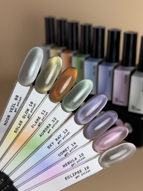 BIBLIOTEKA Cat Eye Gel Polish 10 Solar Glow, 10 ml - złoty lakier hybrydowy z efektem „kociego oka"
