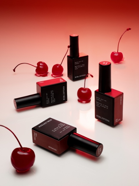 BIBLIOTEKA Gel Polish 48 Mahogany, 10 ml - lakier hybrydowy (czerwień z czekoladowym podtonem)