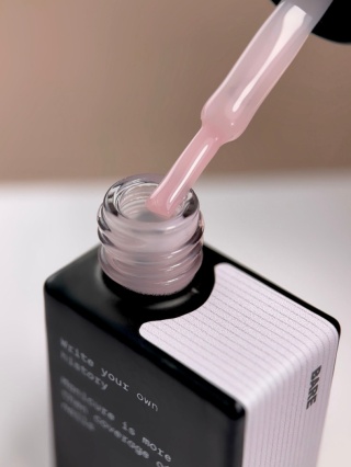 BIBLIOTEKA Gloss Cover Top BARE 04 - mlecznoróżowy top hybrydowy bez warstwy dyspersyjnej, 10 ml